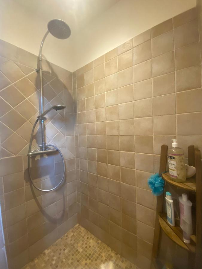 Chambre D'Hotes Le Jardin Des Cigales Bed and Breakfast Aubignan Buitenkant foto
